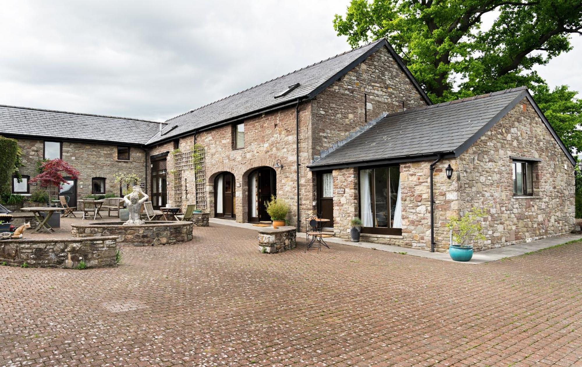 Neuadd B&B Suites Crickhowell Cameră foto